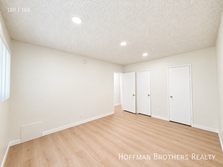 Building Photo - 5435 Sepulveda Blvd