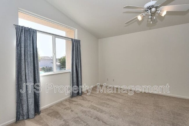 Building Photo - 3232 Balada Way