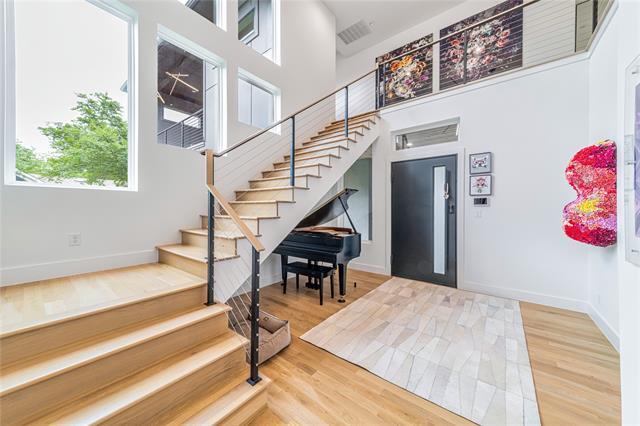 Building Photo - 9753 Mixon Dr