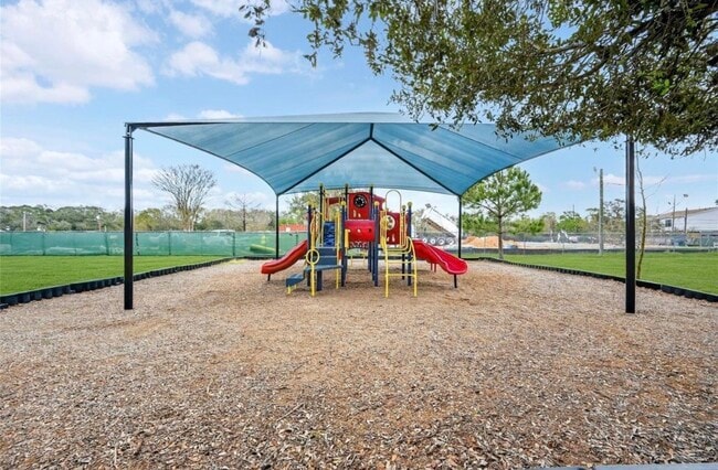 Building Photo - 1808 Dolphin Dr