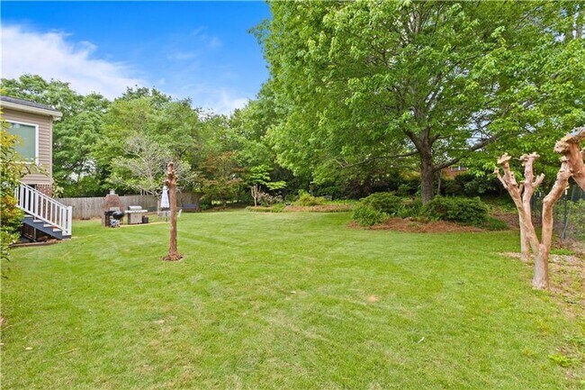 Building Photo - Charming Northside Opelika Home w/ Basement