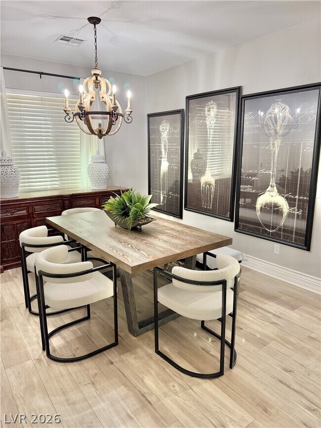 Building Photo - 399 Center Green Dr