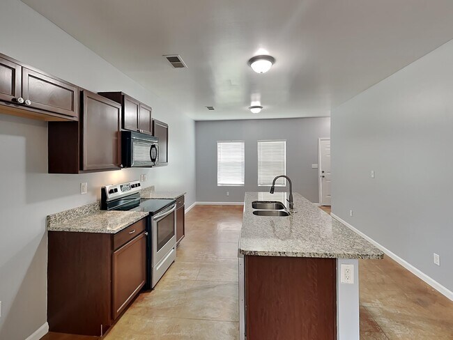 Building Photo - 133 Blackhawk Cove