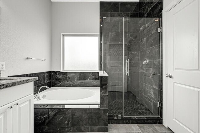 Building Photo - 1907 Caldbeck Ln