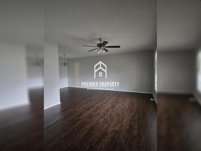 Building Photo - 670 Charvel Dr