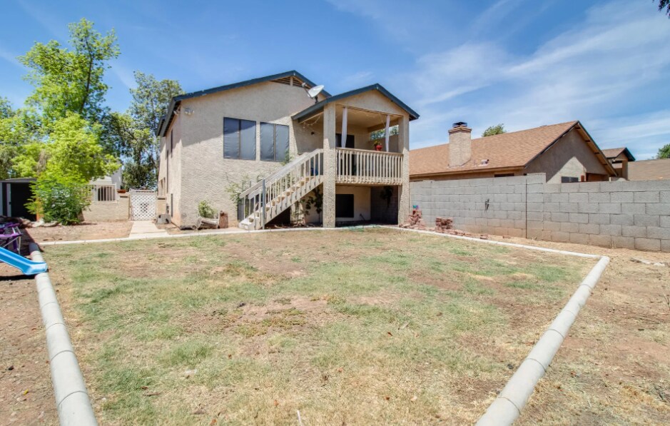 Building Photo - 921 S Val Vista Dr