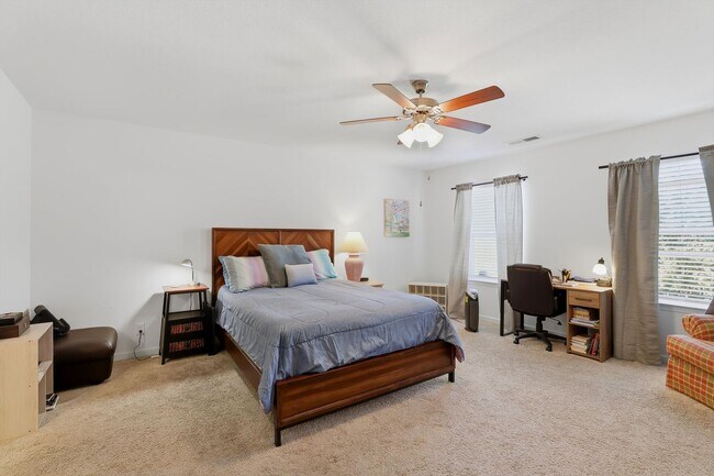 Building Photo - Refined Living in Hardin Valley | Modern Luxury Home with Loft & Outdoor Retreat