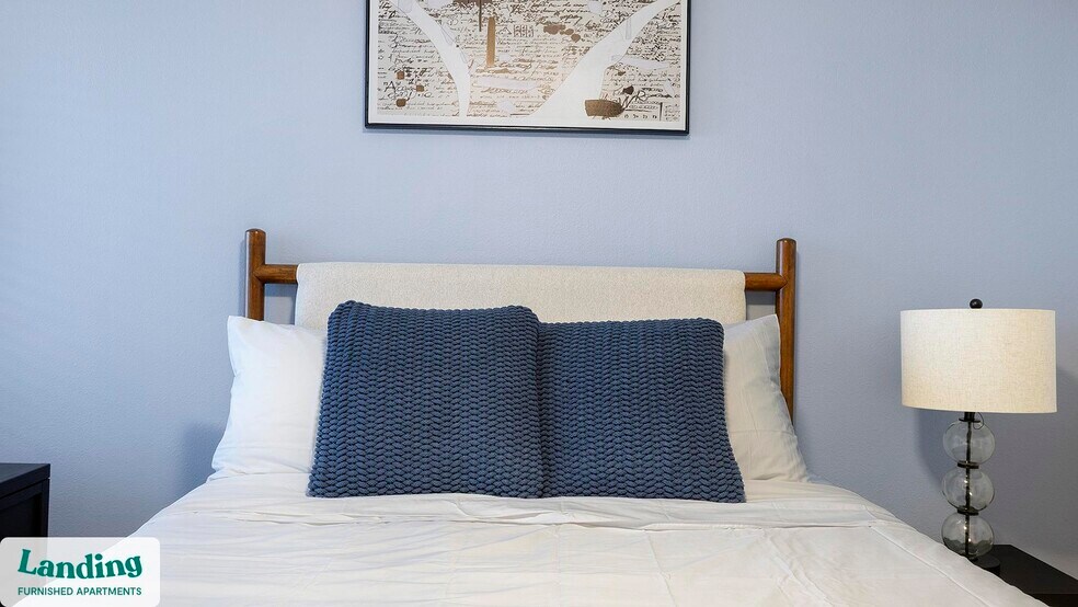 Building Photo - 401 Hemphill St