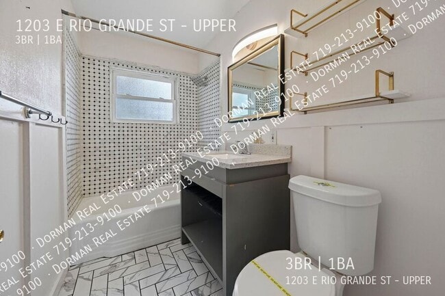 Building Photo - 1203 E Rio Grande St