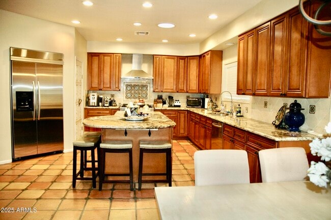 Building Photo - 6108 E Morning Vista Ln