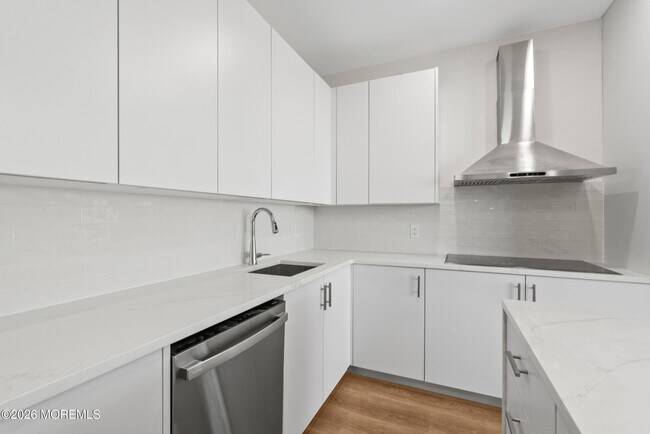 Building Photo - 185 Morris Ave