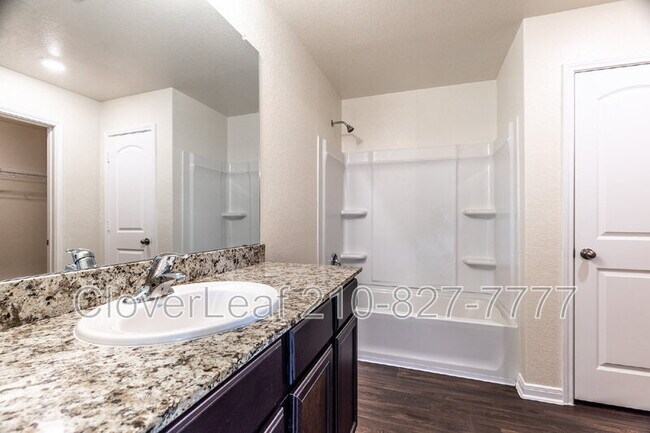 Building Photo - 15266 Snug Harbor Way