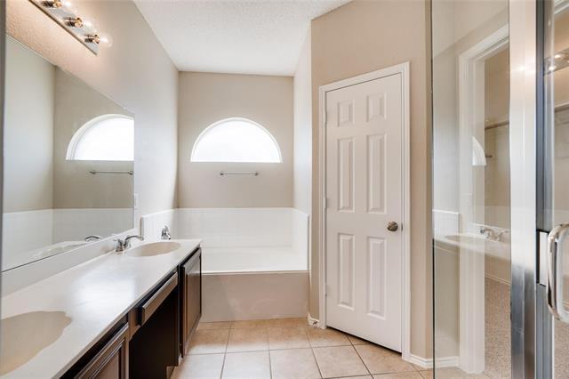 Building Photo - 4016 Juniper Ct