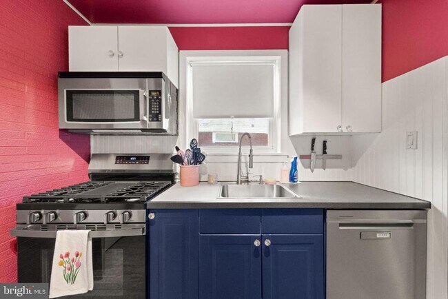 Building Photo - 3700 Ralph Rd