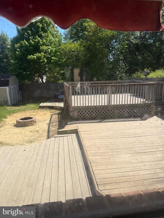 Building Photo - 409 McArthur Dr
