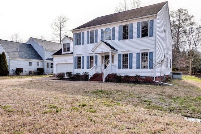 Building Photo - Spacious and Updated Yorktown Home