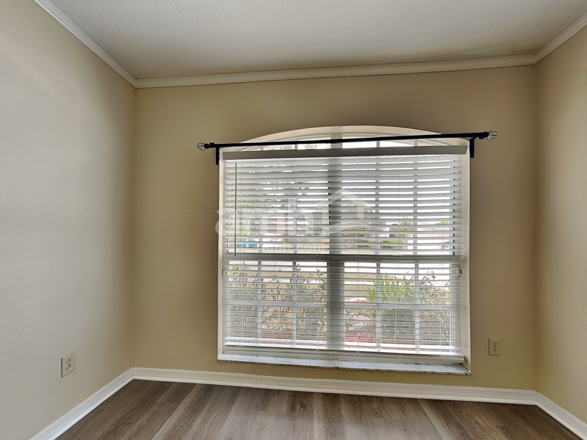 Building Photo - 1722 Wakefield Dr