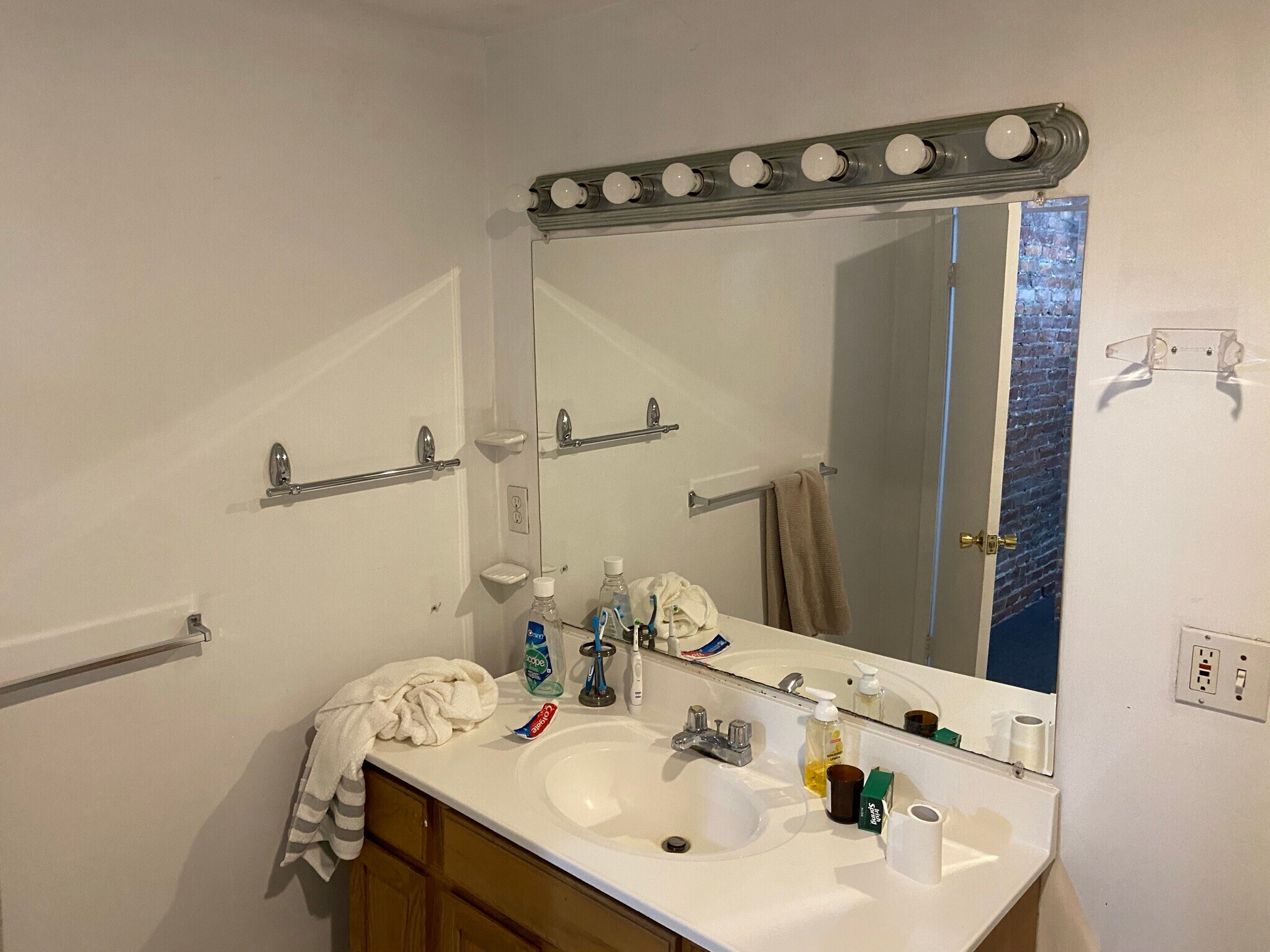 Building Photo - 61 S Huntington Ave