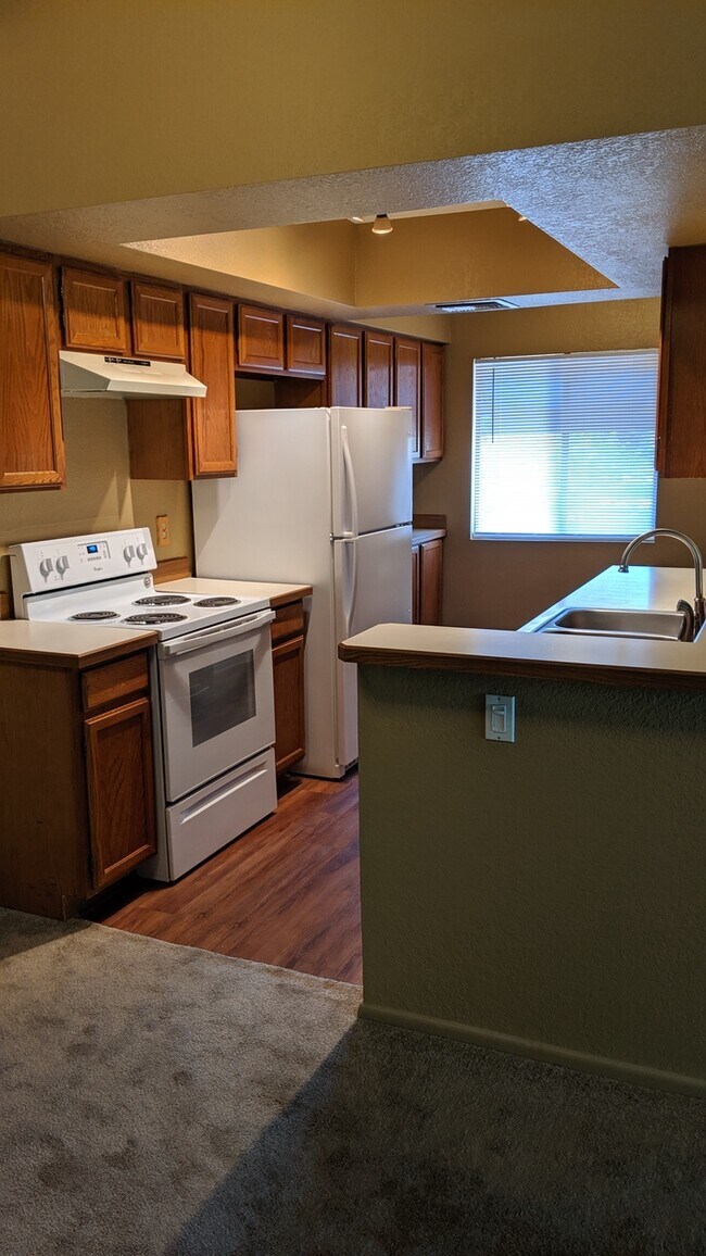 Building Photo - 7944 E Colette Cir