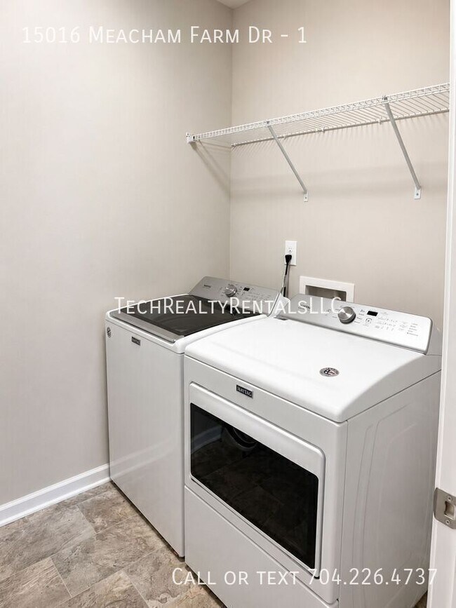 Building Photo - 15016 Meacham Farm Dr