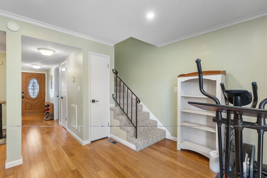 Building Photo - 2751 Cortez Ct