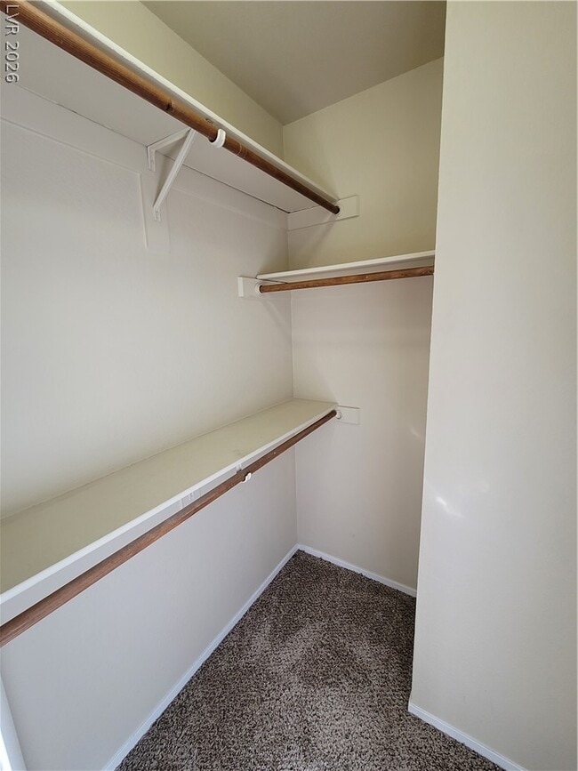 Building Photo - 253 Buckskin St
