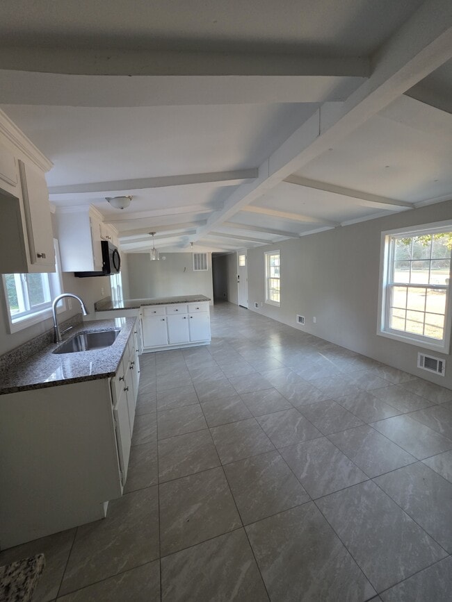 Building Photo - 126 Buckeye Ct