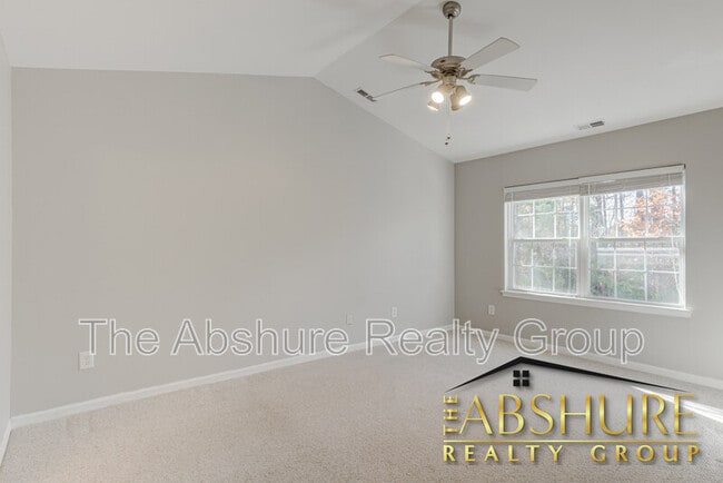 Building Photo - 5223 Malik Dr