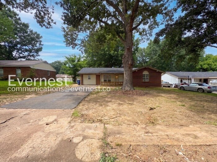 Building Photo - 5772 Natchez Dr