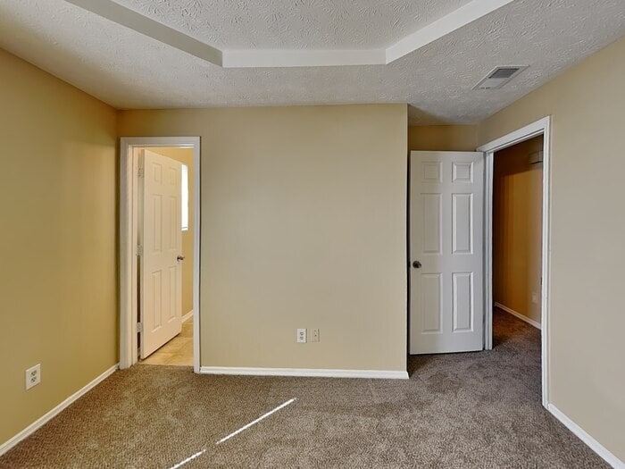 Building Photo - 6365 Peppermill Ln