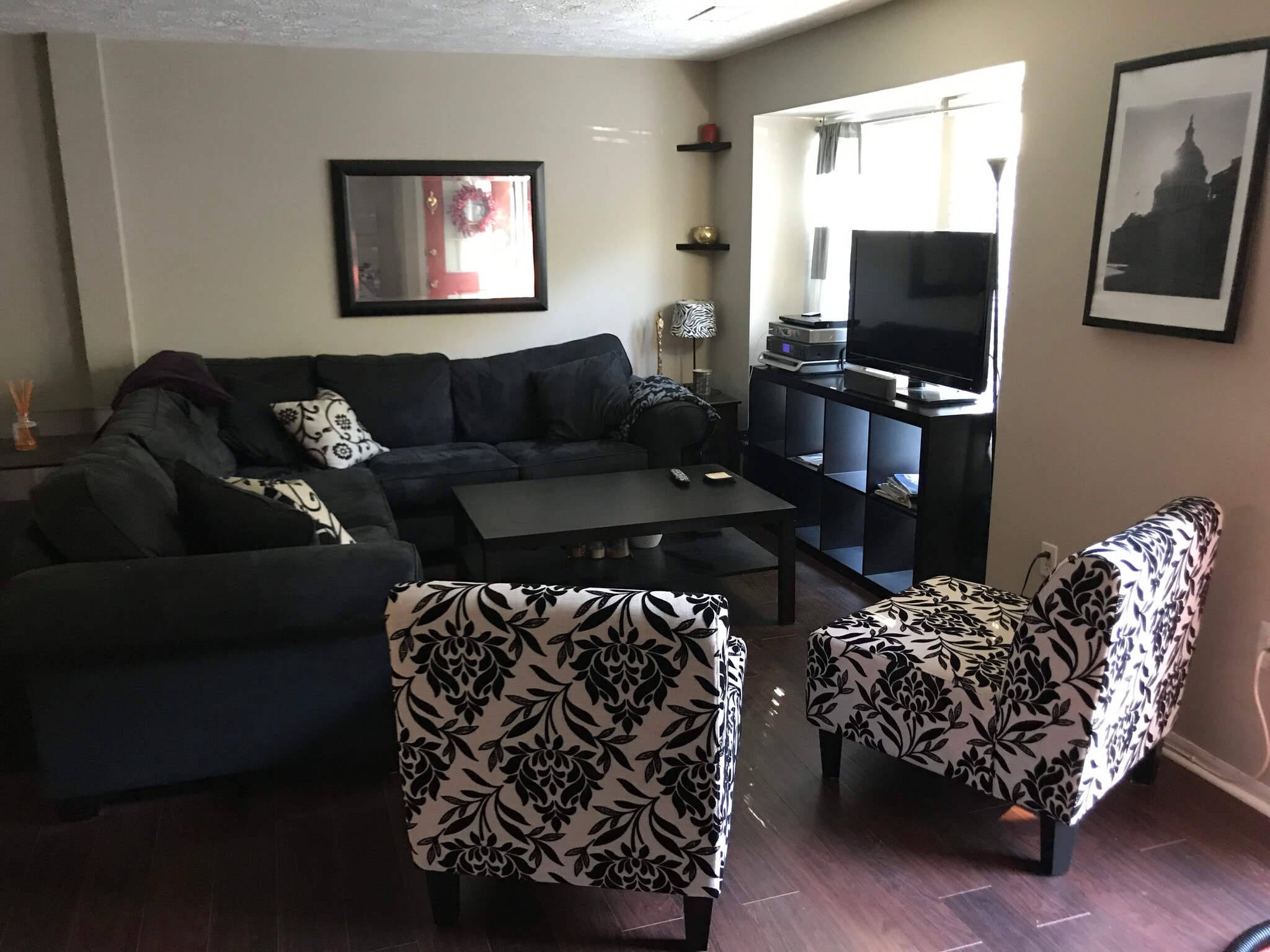 Shared Living Room - 5 Whitechurch Ct