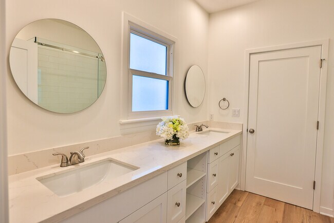 Building Photo - 21513 Pacific Coast Hwy