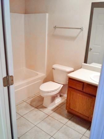 Building Photo - 2223 W Deane St