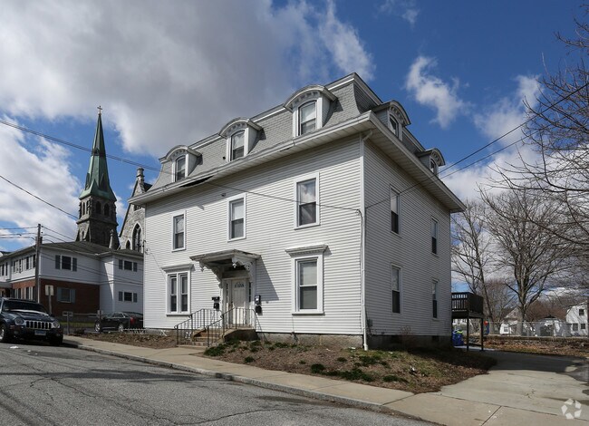 Primary Photo - 28 Otis St