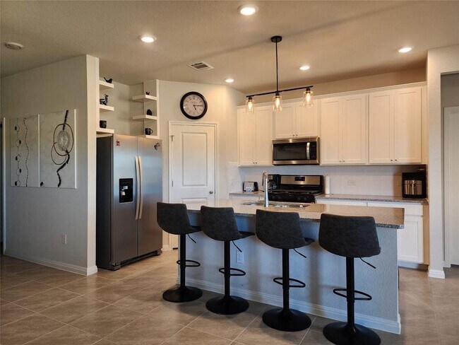 Building Photo - 14508 Heartland Dr