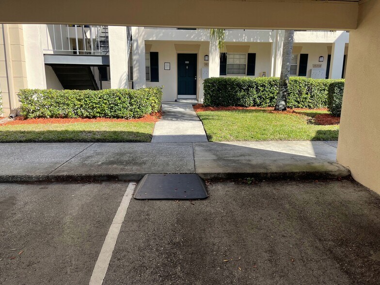 Covered Carport w/Ramp - 10356 Carrollwood Ln