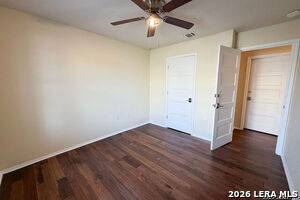 Building Photo - 220 Hansford St