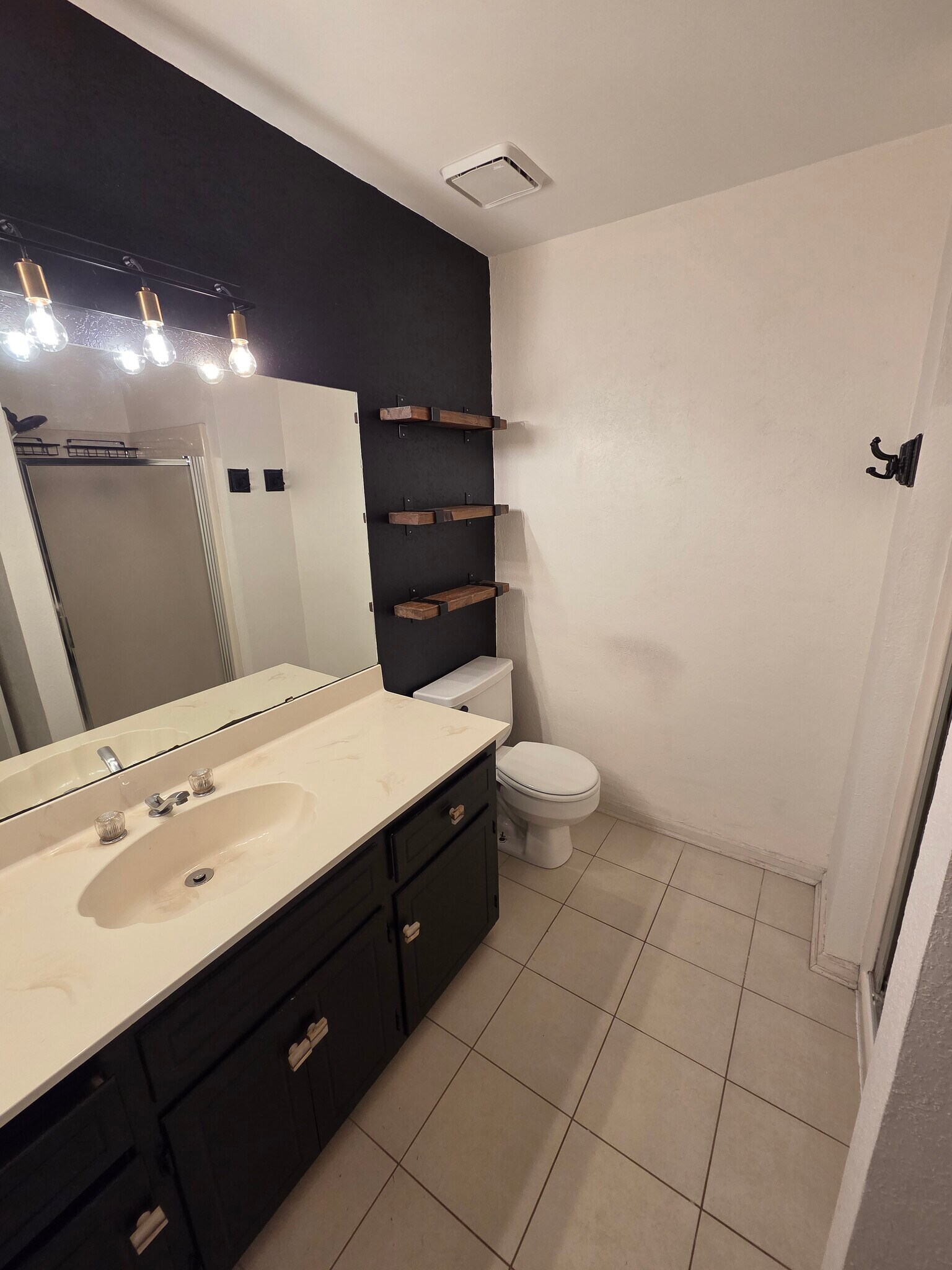 Building Photo - 3002 Oakbrook