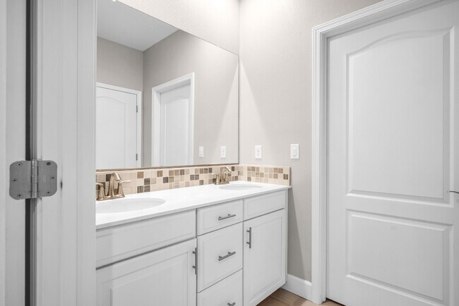 Building Photo - Available now | 3 bedroom + office | 3 full bath | Solar