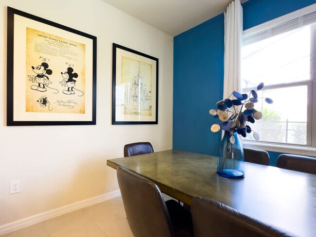 Building Photo - 2463 Tangier Dr