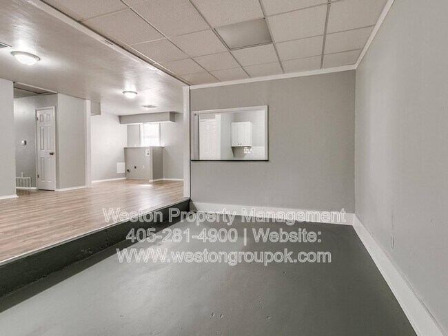 Building Photo - 1605 Cynthia Dr