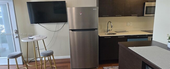 Building Photo - 1560 Pennsylvania Ave