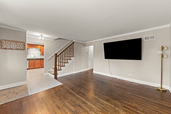 Building Photo - 2852 Scott St