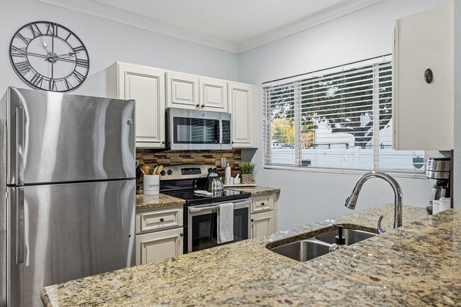 Building Photo - Live Wilder: Historic Charm Steps from Tampa’s Trendiest Restaurants