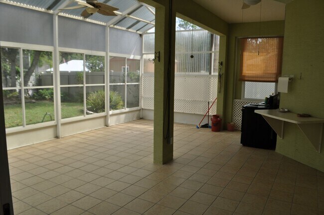 Building Photo - Lovely home in Pine Lakes