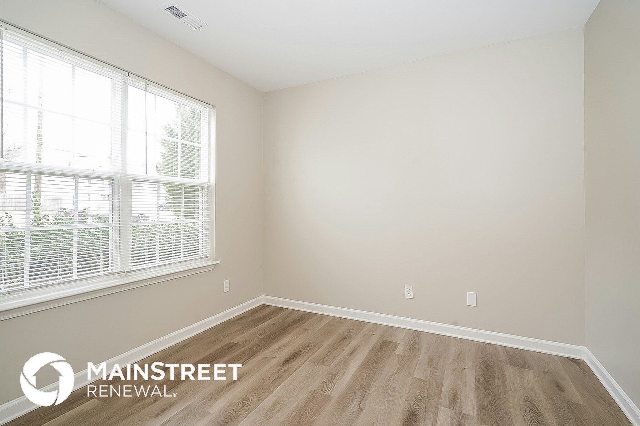 Building Photo - 1240 Maple Ridge Dr