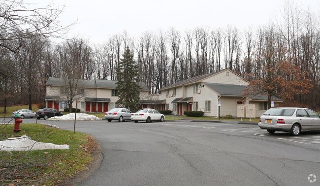 Building Photo - Wells Manor