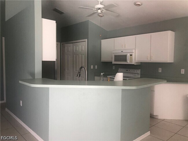 Building Photo - 17150 Knight Dr