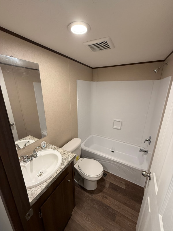 Building Photo - 350 Scenic Cir
