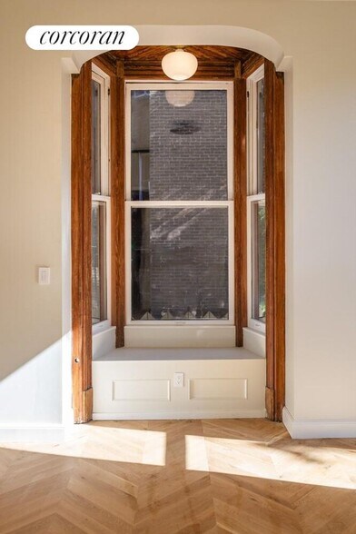 Building Photo - 1450 Pacific St